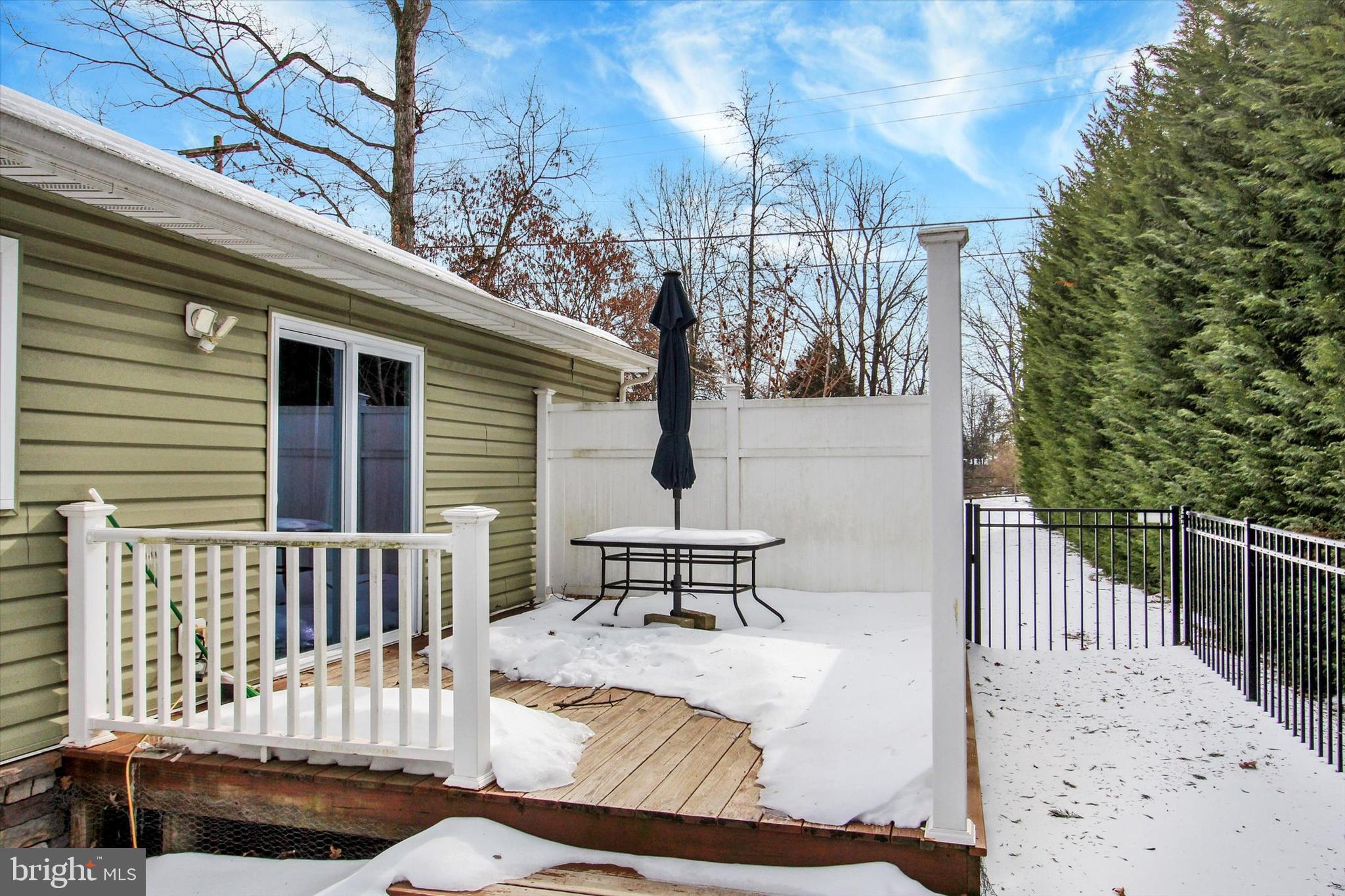 LAKE-HERITAGE - Residential