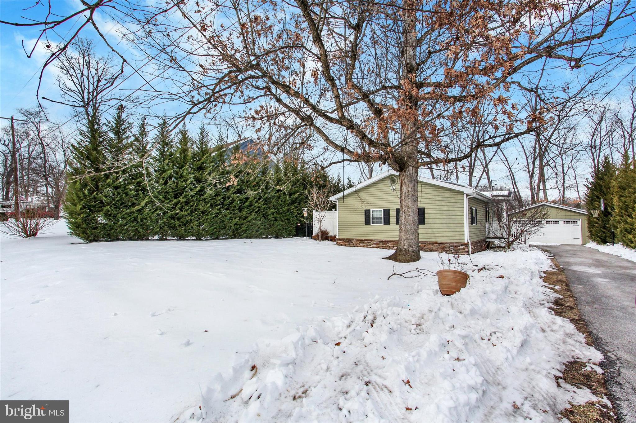 LAKE-HERITAGE - Residential