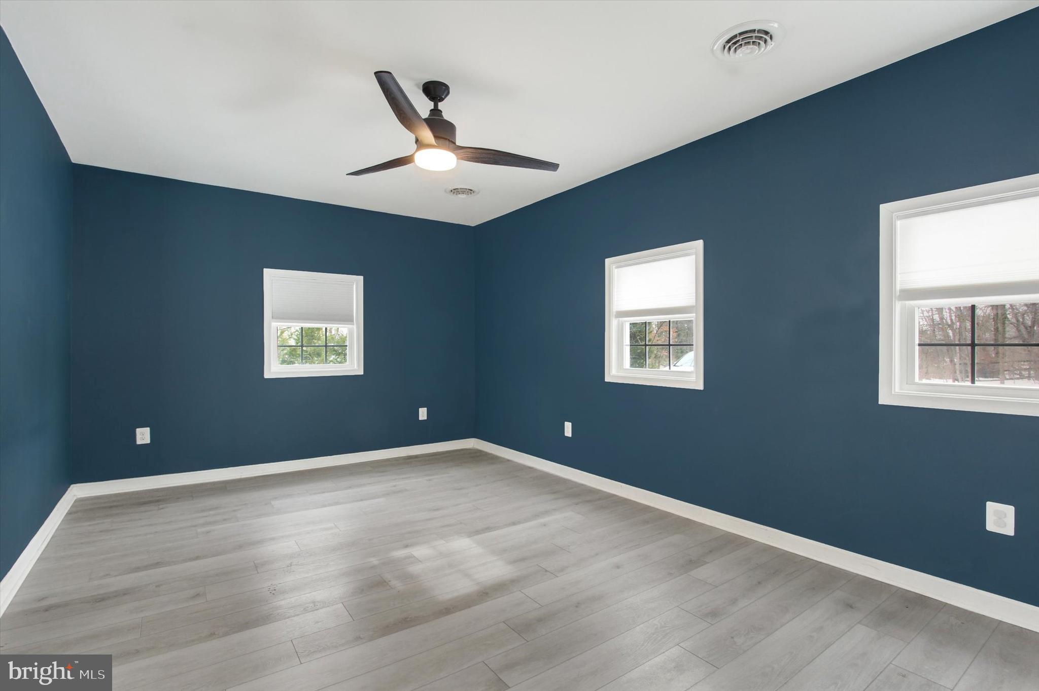 LAKE-HERITAGE - Residential