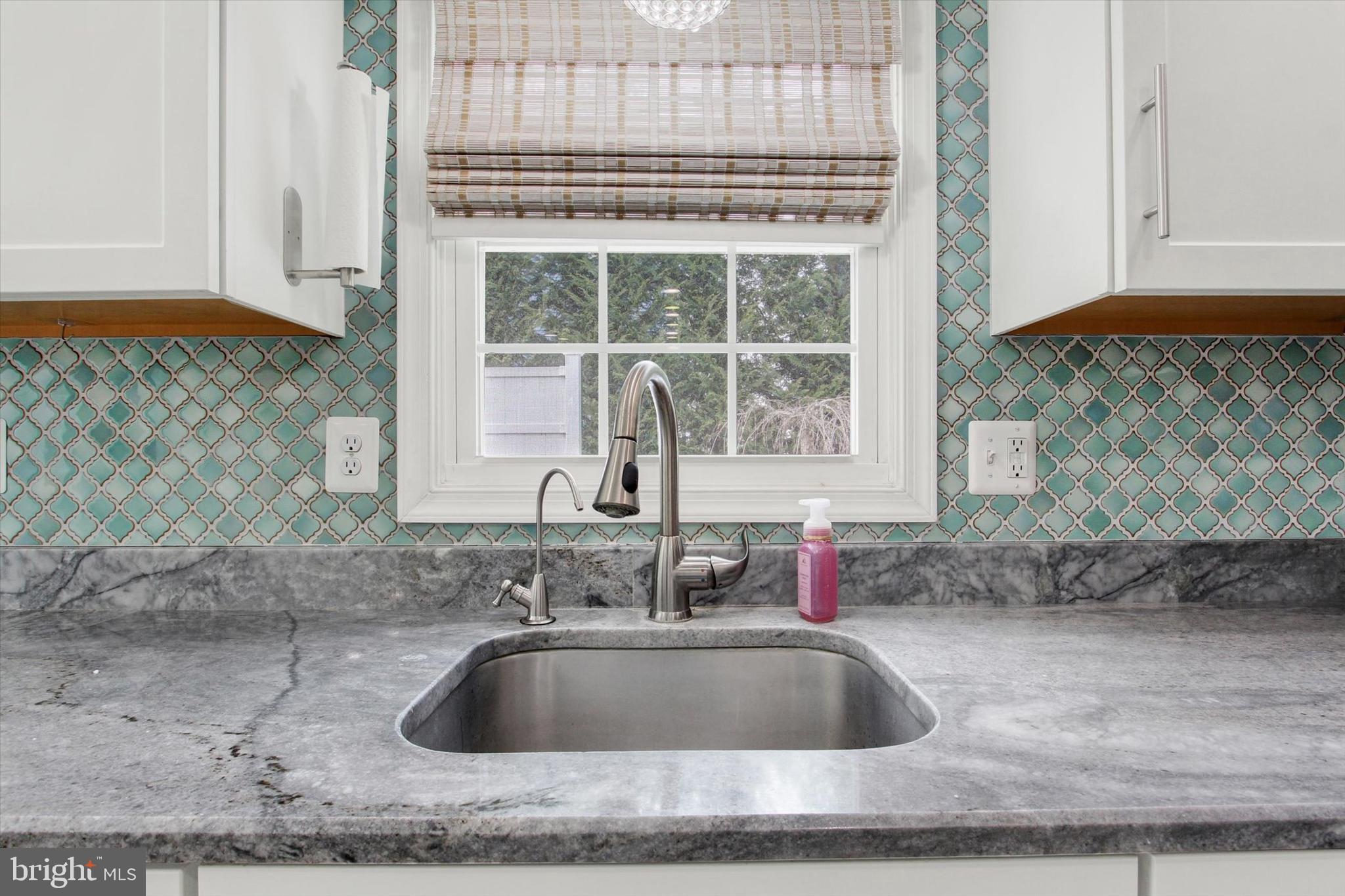 LAKE-HERITAGE - Residential