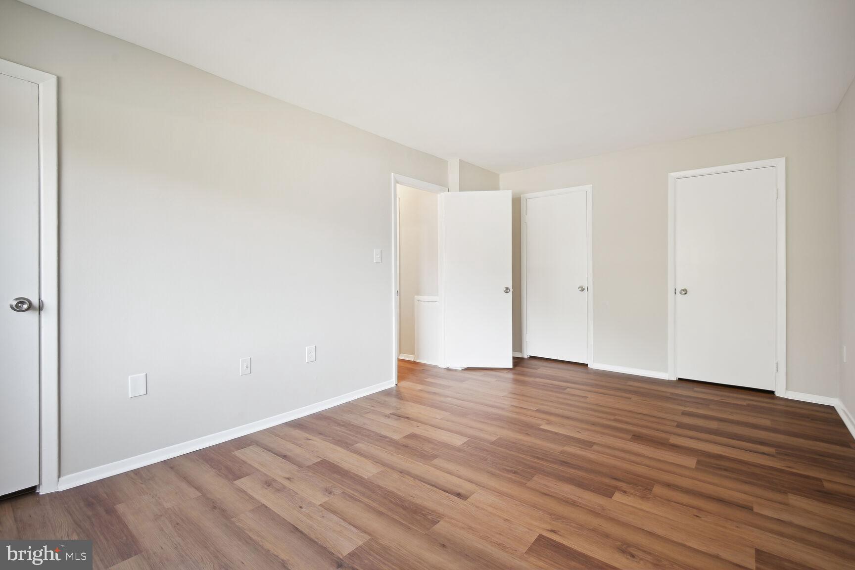 BETHESDA PARK - Residential