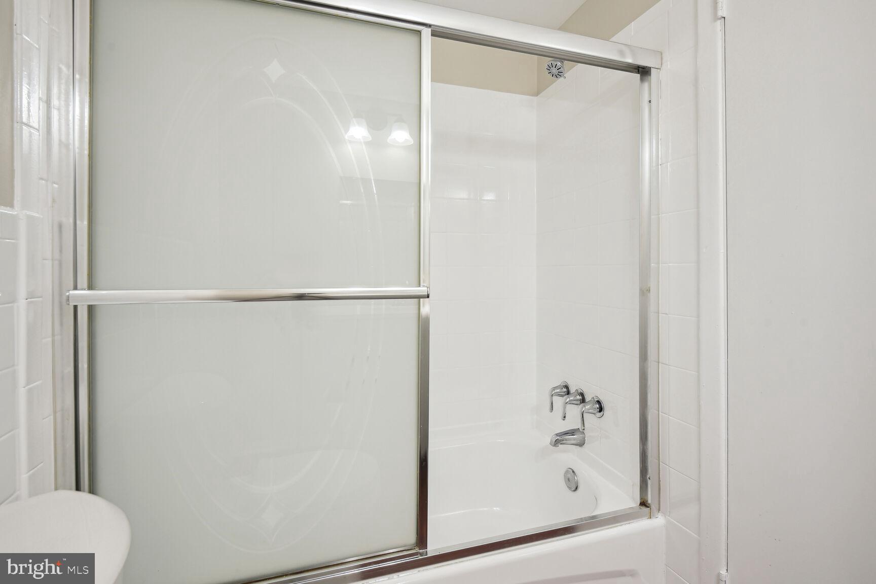 BETHESDA PARK - Residential