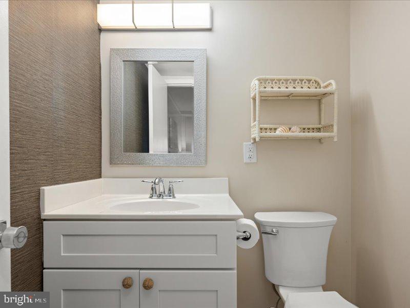 SEA COLONY EAST - Residential