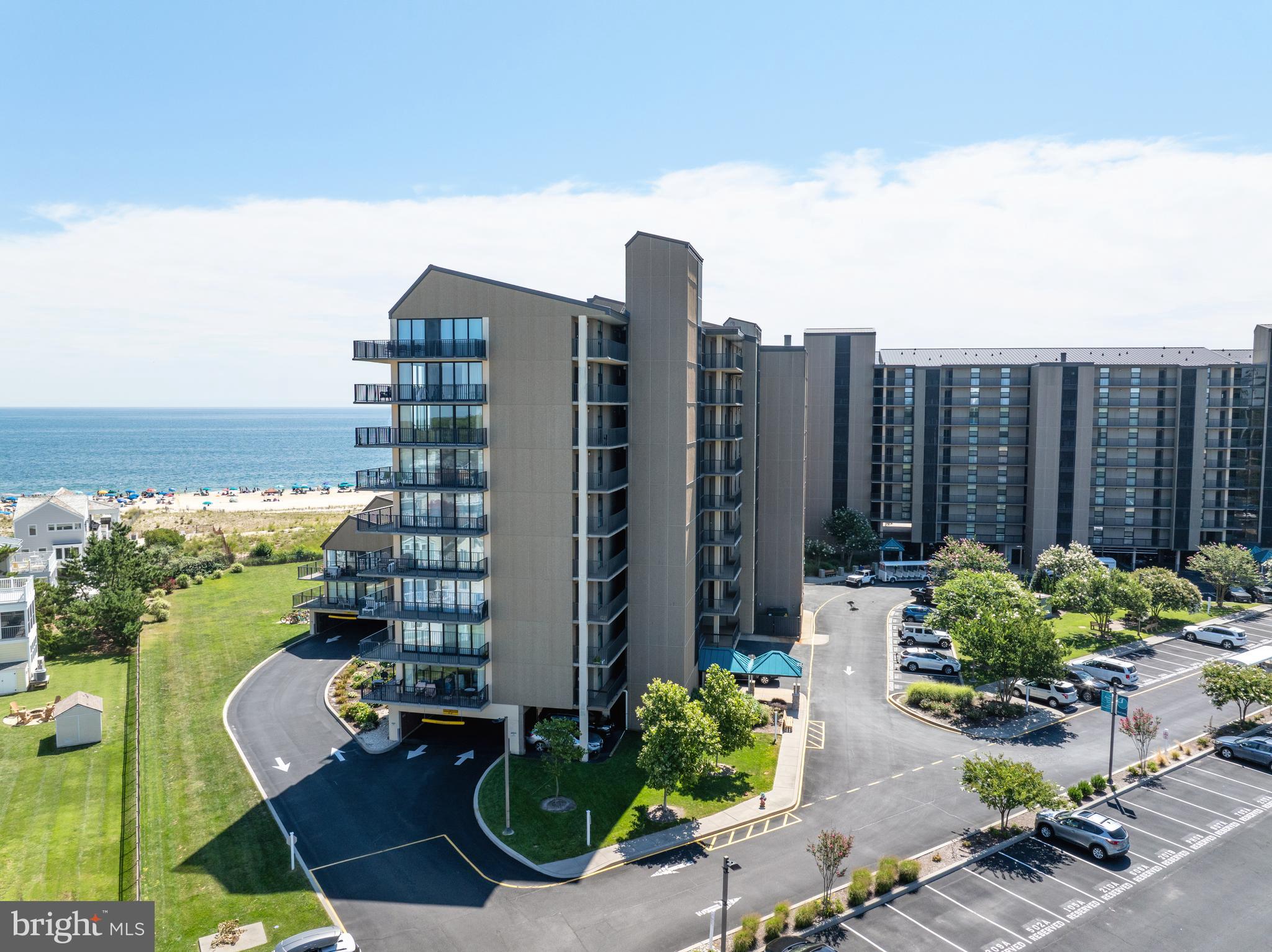 SEA COLONY EAST - Residential