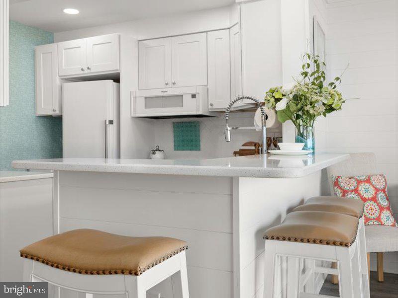 SEA COLONY EAST - Residential