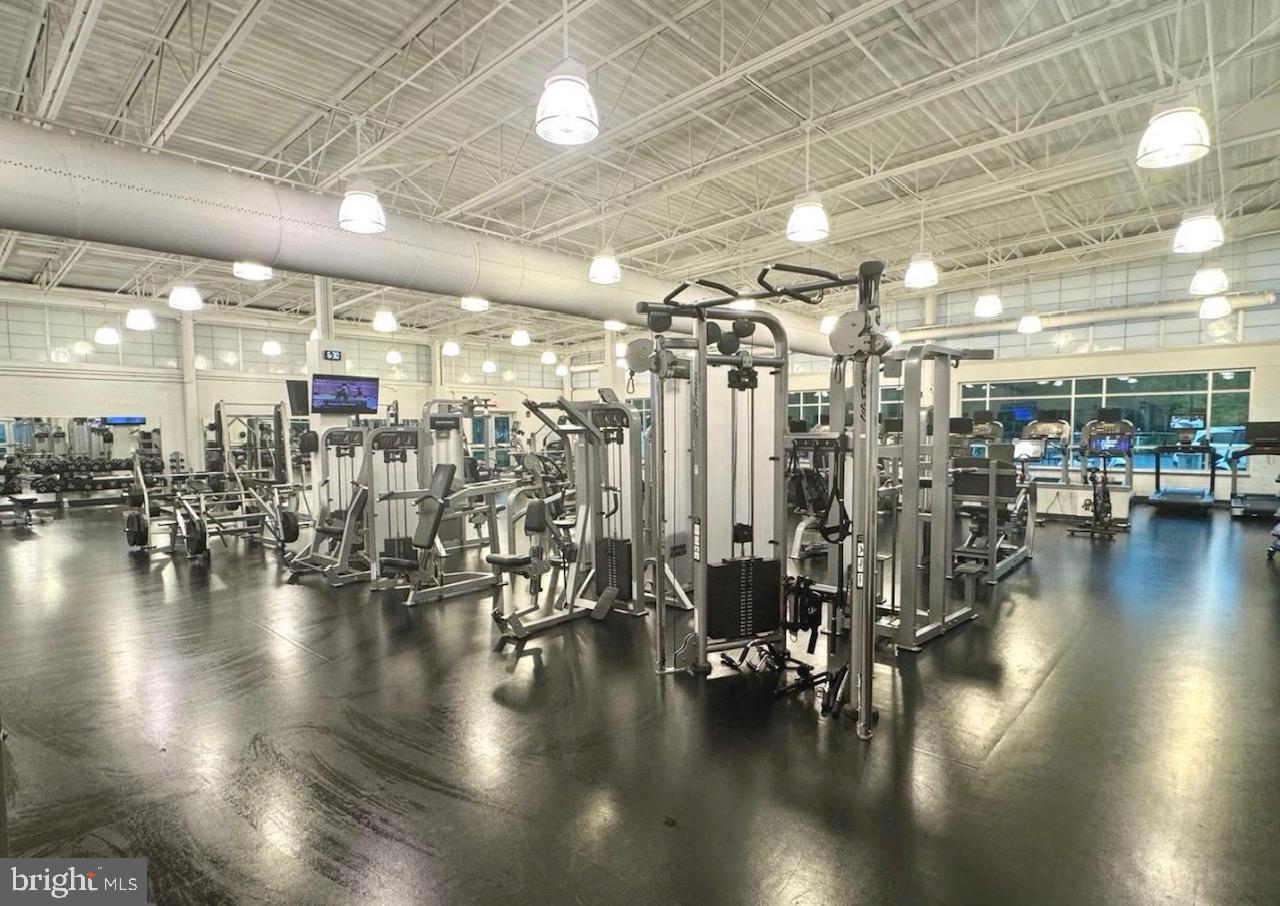 SEA COLONY EAST - Residential