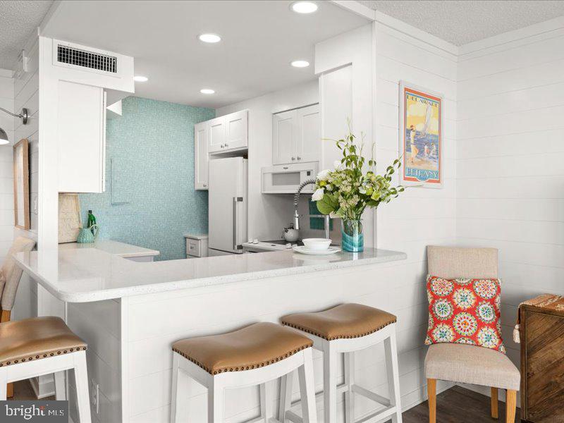 409 ANNAPOLIS HOUSE ROAD 409N