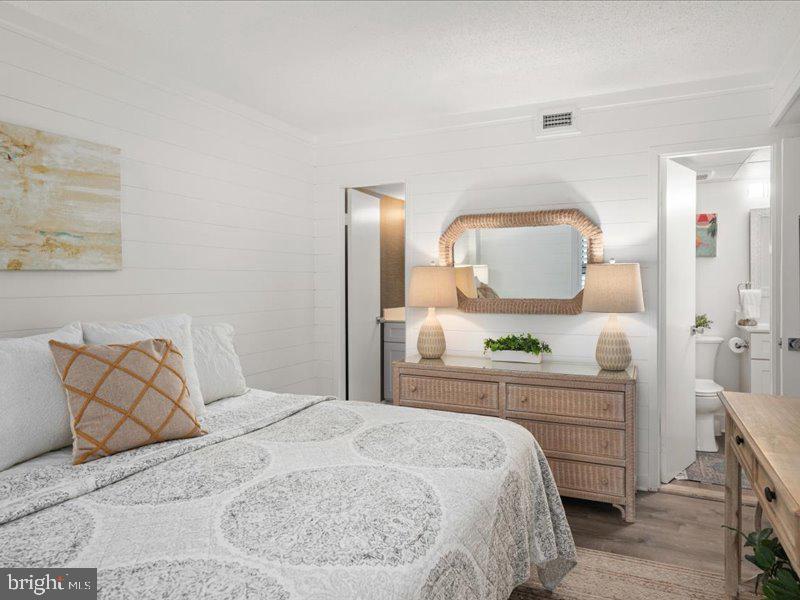 SEA COLONY EAST - Residential