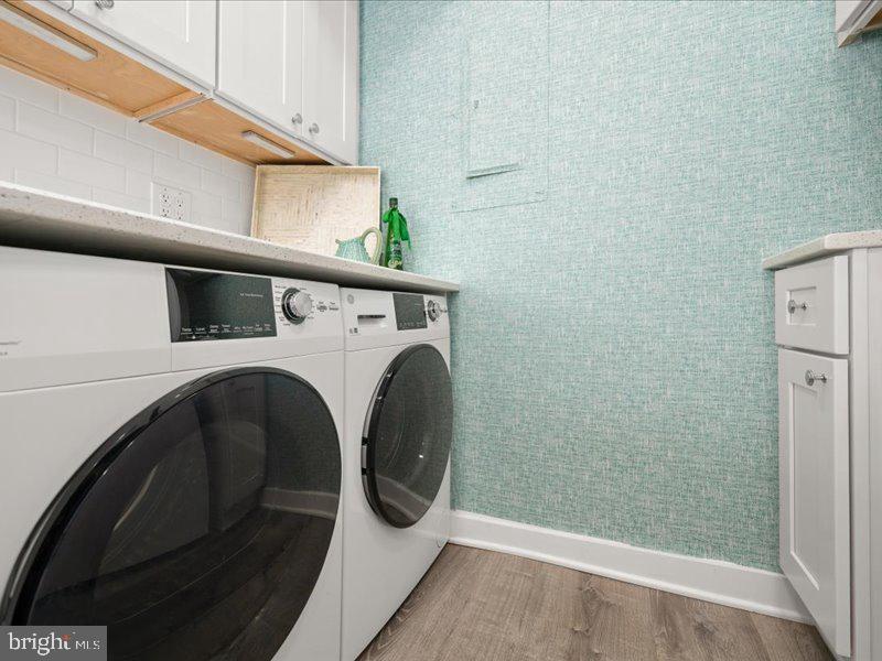 SEA COLONY EAST - Residential