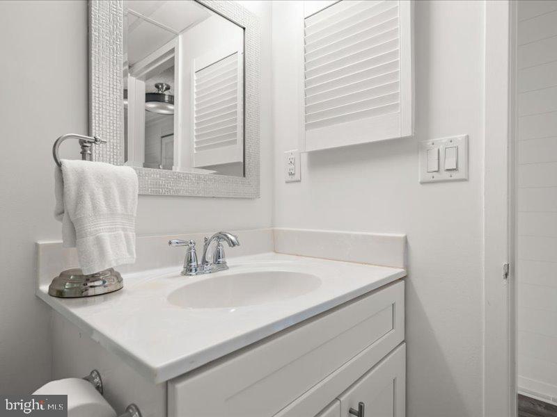 SEA COLONY EAST - Residential