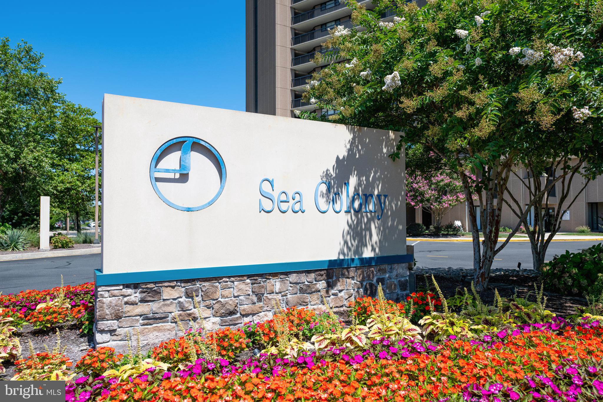 SEA COLONY EAST - Residential