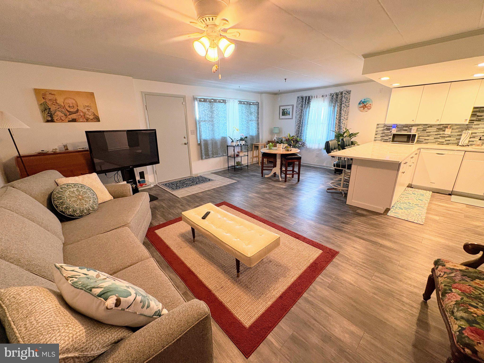 14 68TH STREET 305