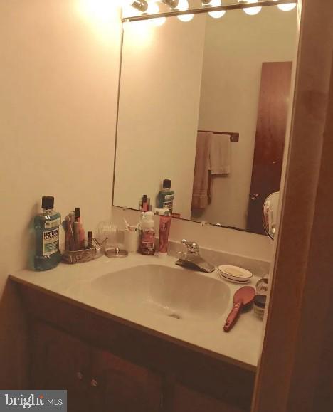 ART MUSEUM AREA - Residential Lease