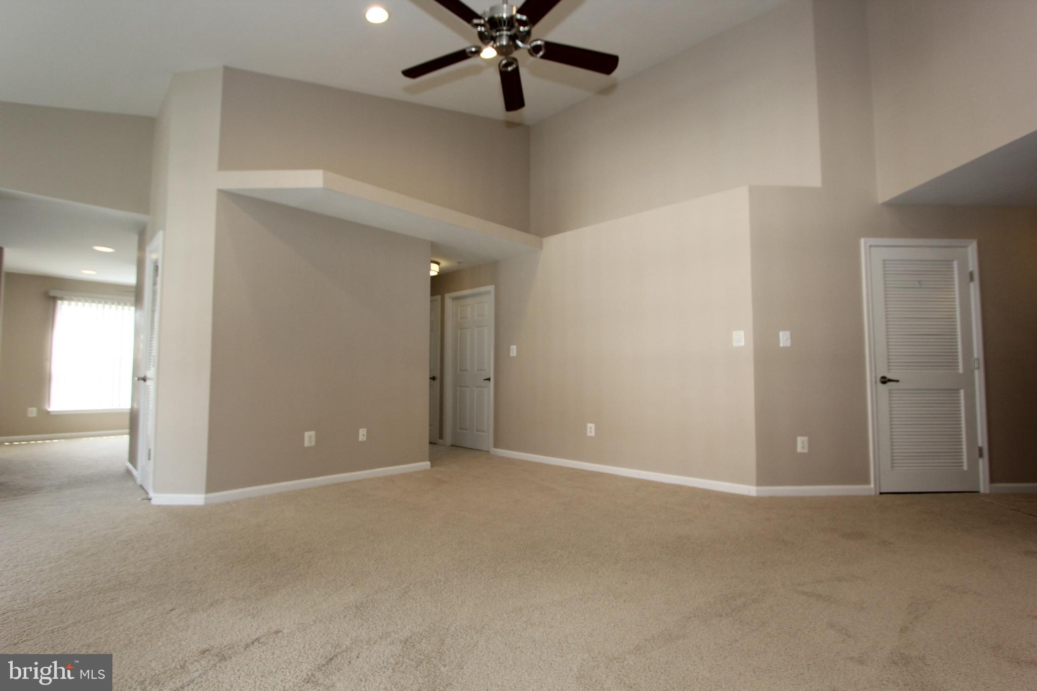 RIDGEVIEW III - Residential