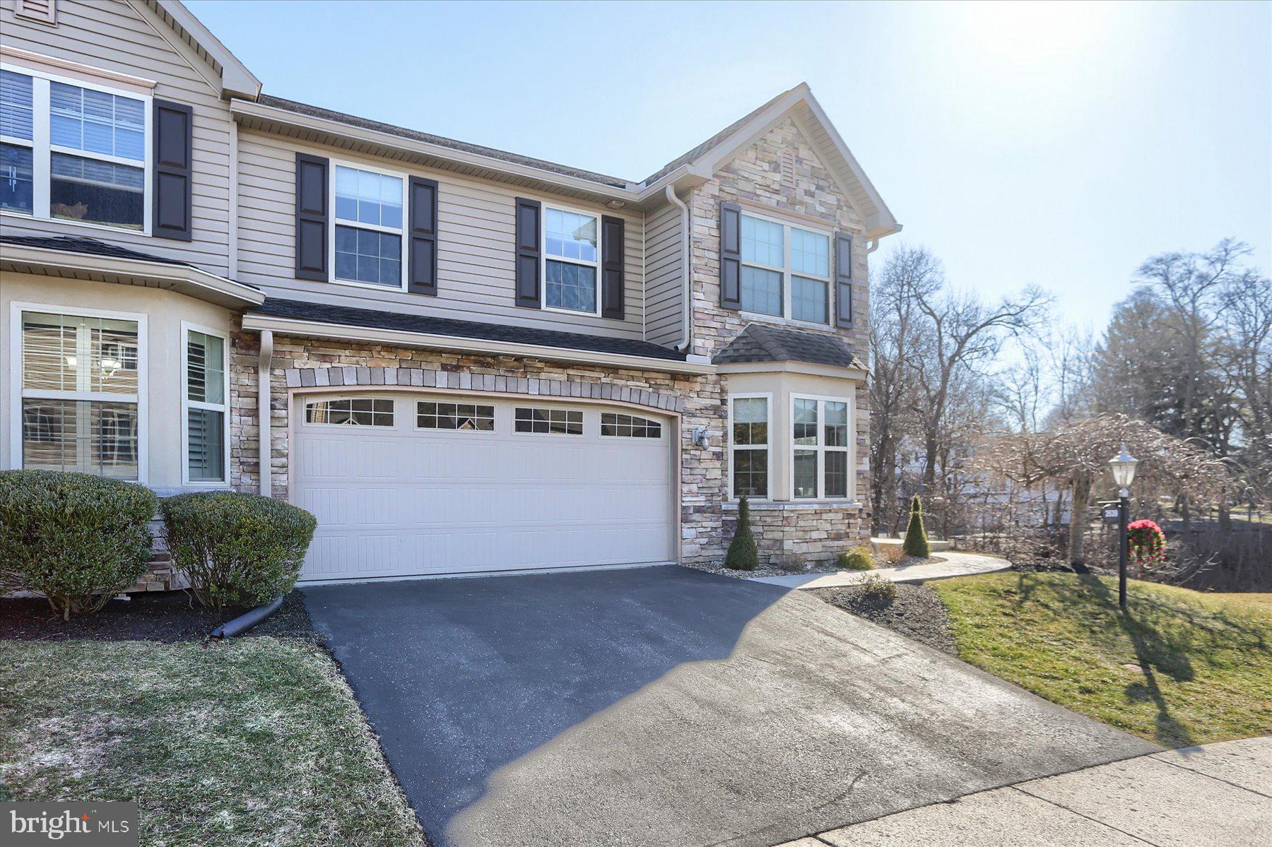 2639 AMANDA DRIVE 32