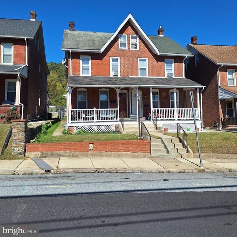 381 CHARLES STREET COATESVILLE PA 19320