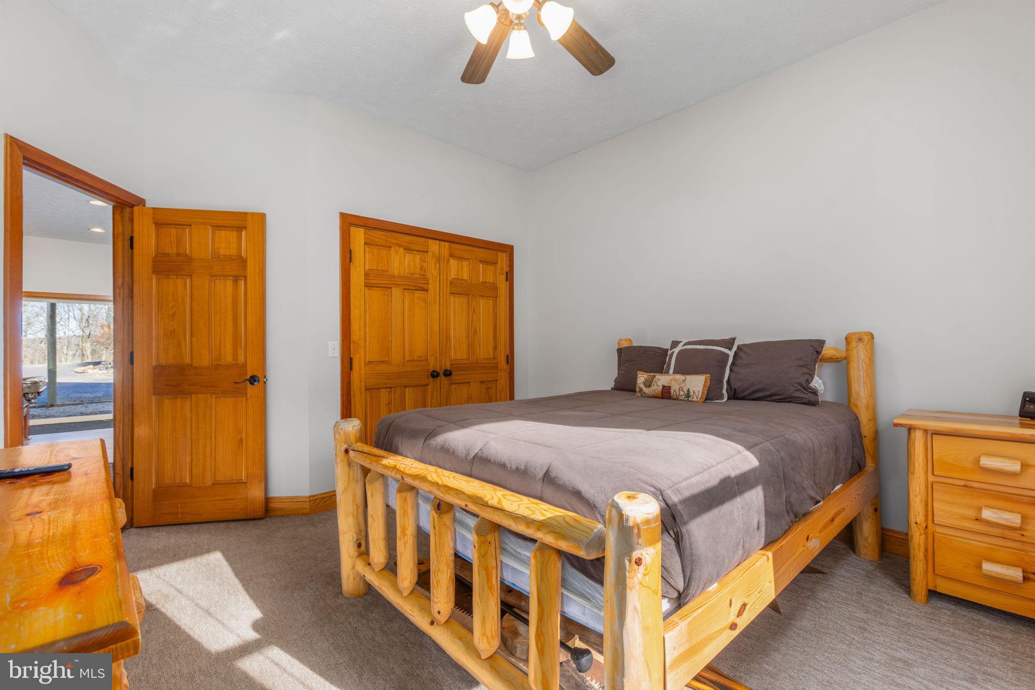 THE VIEW - Residential