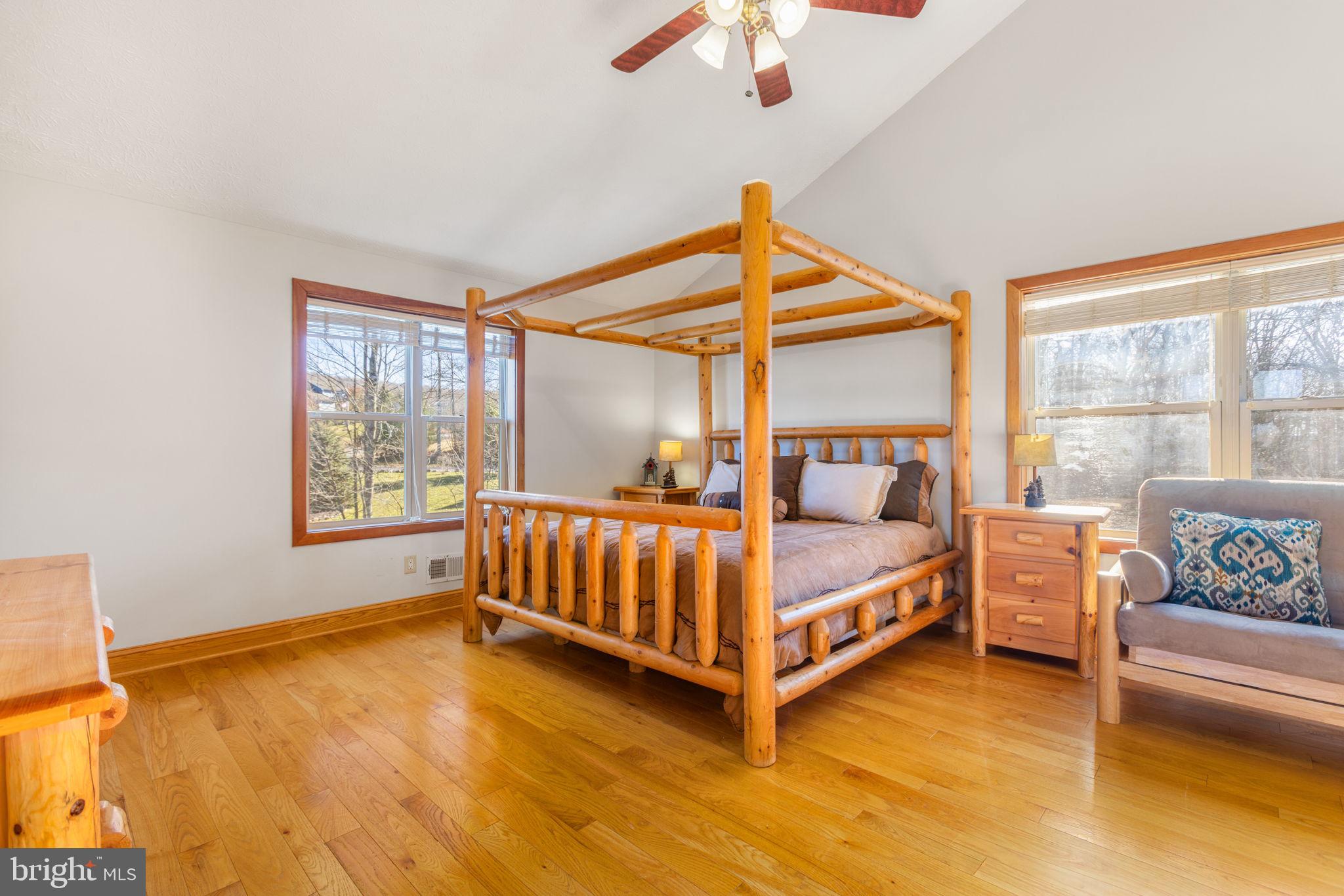 THE VIEW - Residential