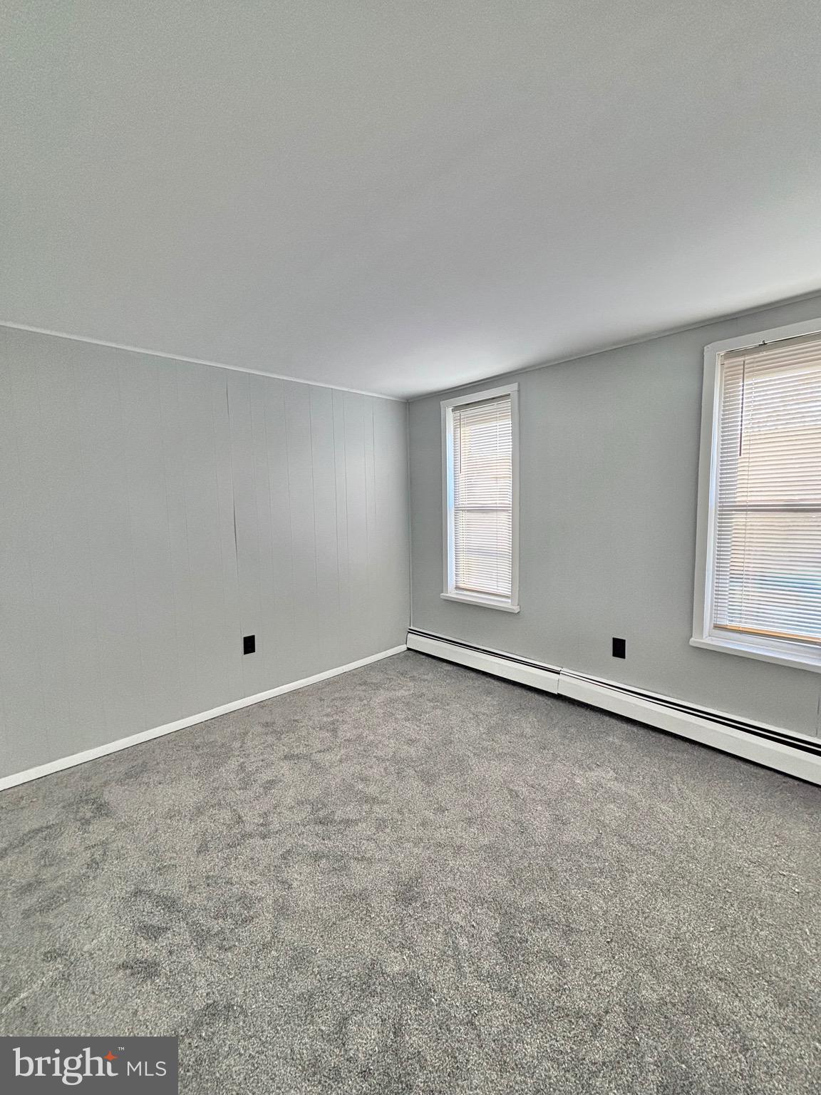 PORT RICHMOND - Residential Lease