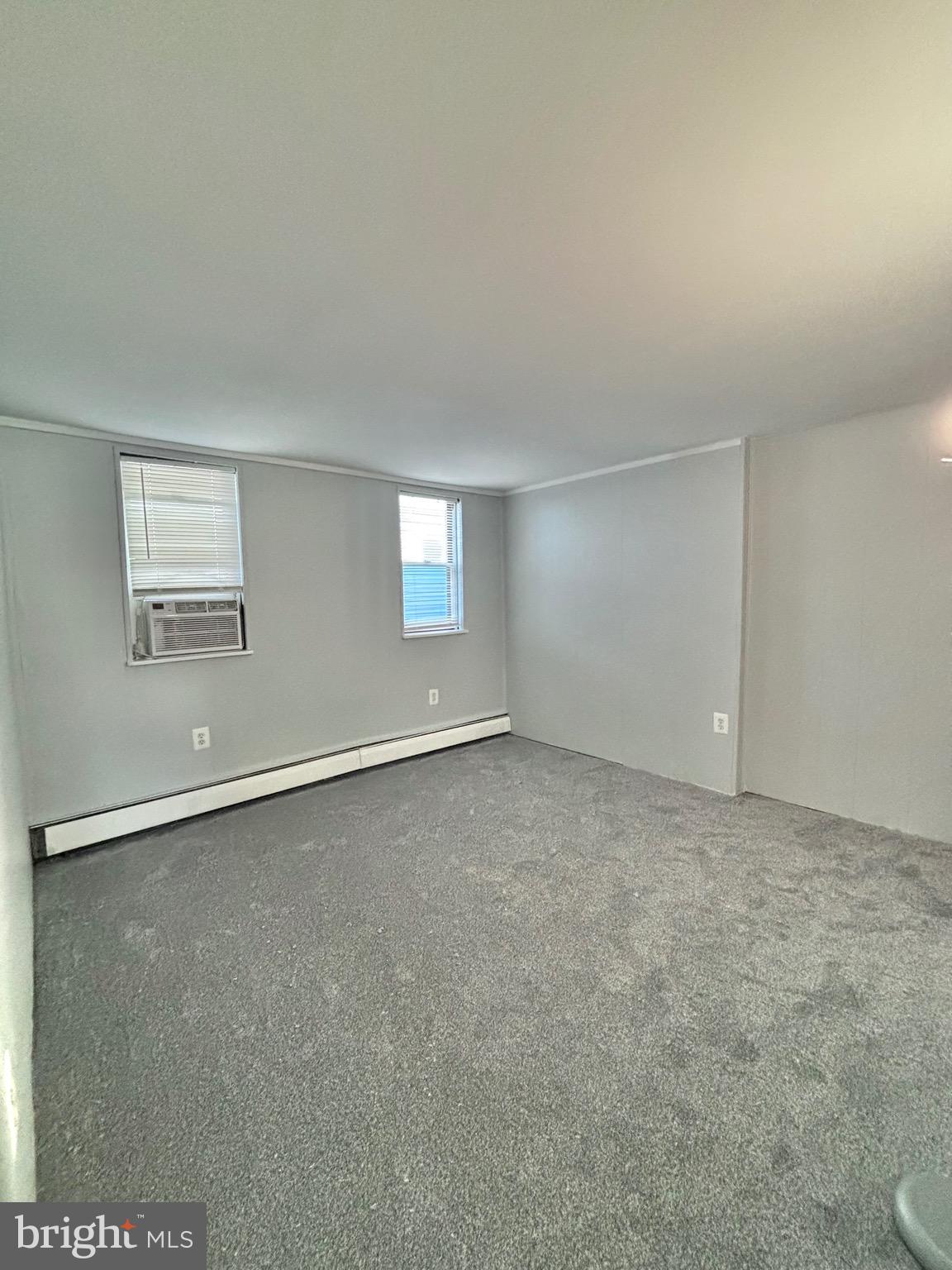 PORT RICHMOND - Residential Lease