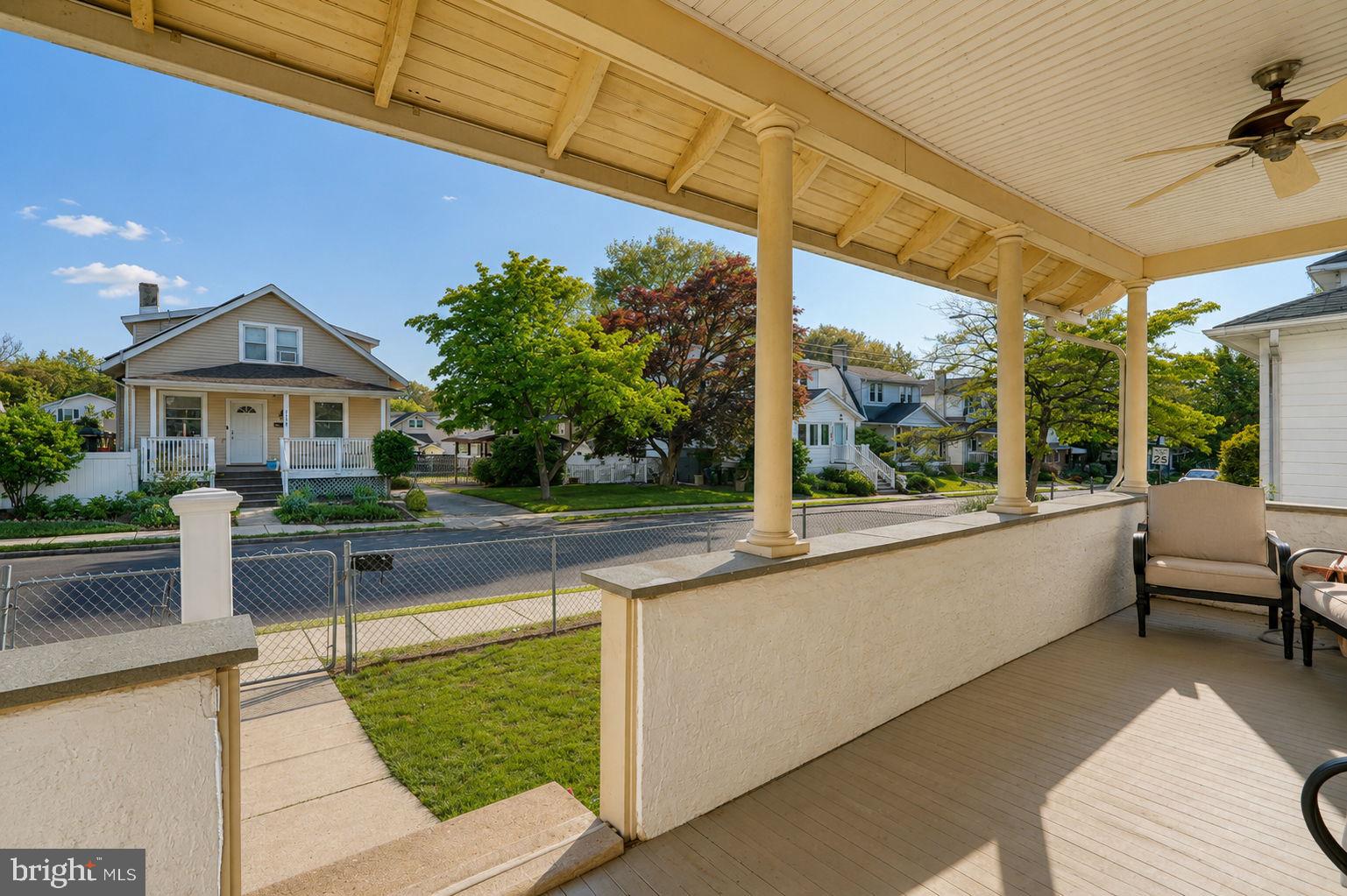 ROSLYN - Residential
