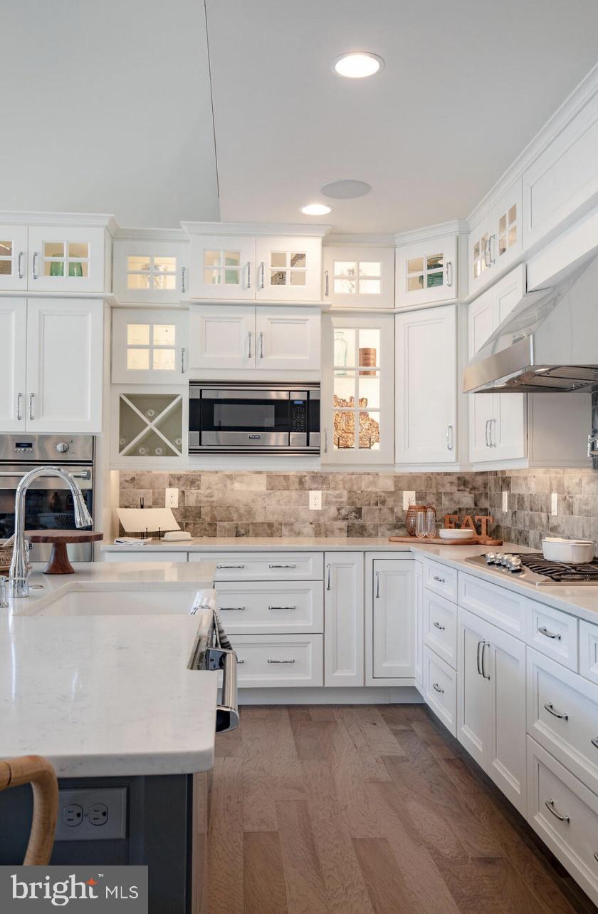 19866 LIGHTSHIP COVE DRIVE