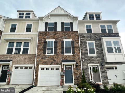Townhouse For Sale - 5513 Aberdeen Place<br/> WHITE PLAINS, MD 20695