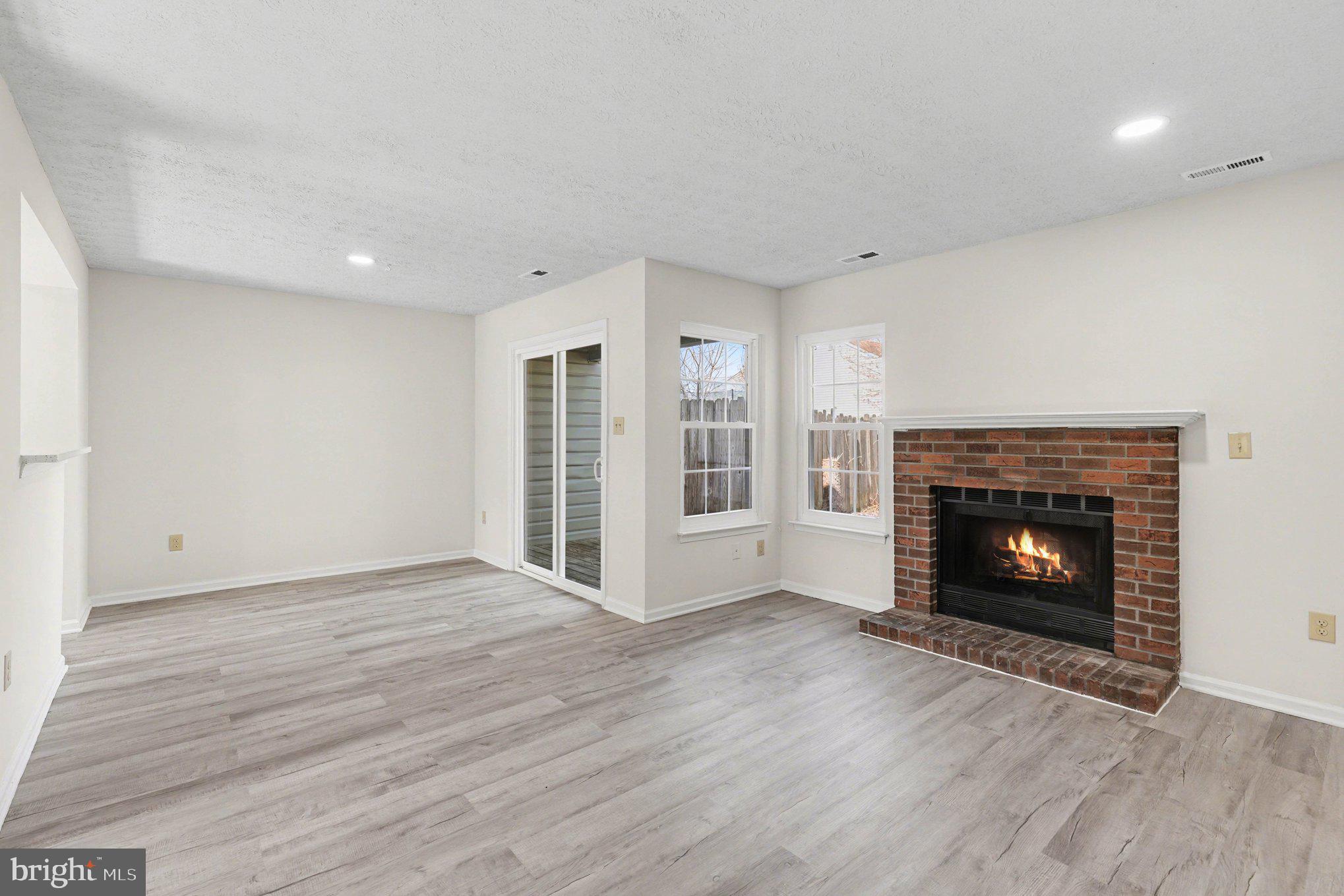 VILLAGES OF SALEM STATION - Residential