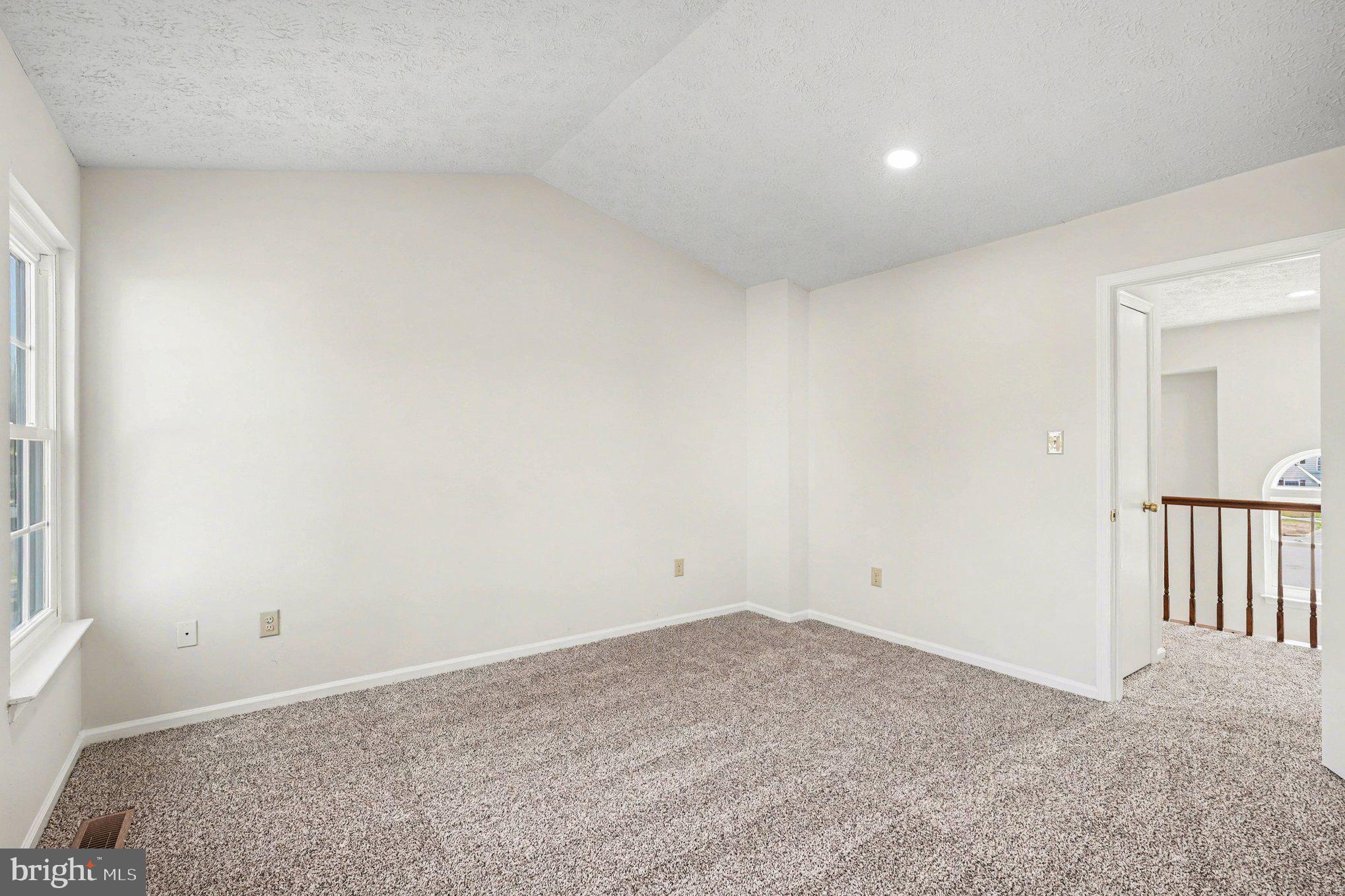 VILLAGES OF SALEM STATION - Residential