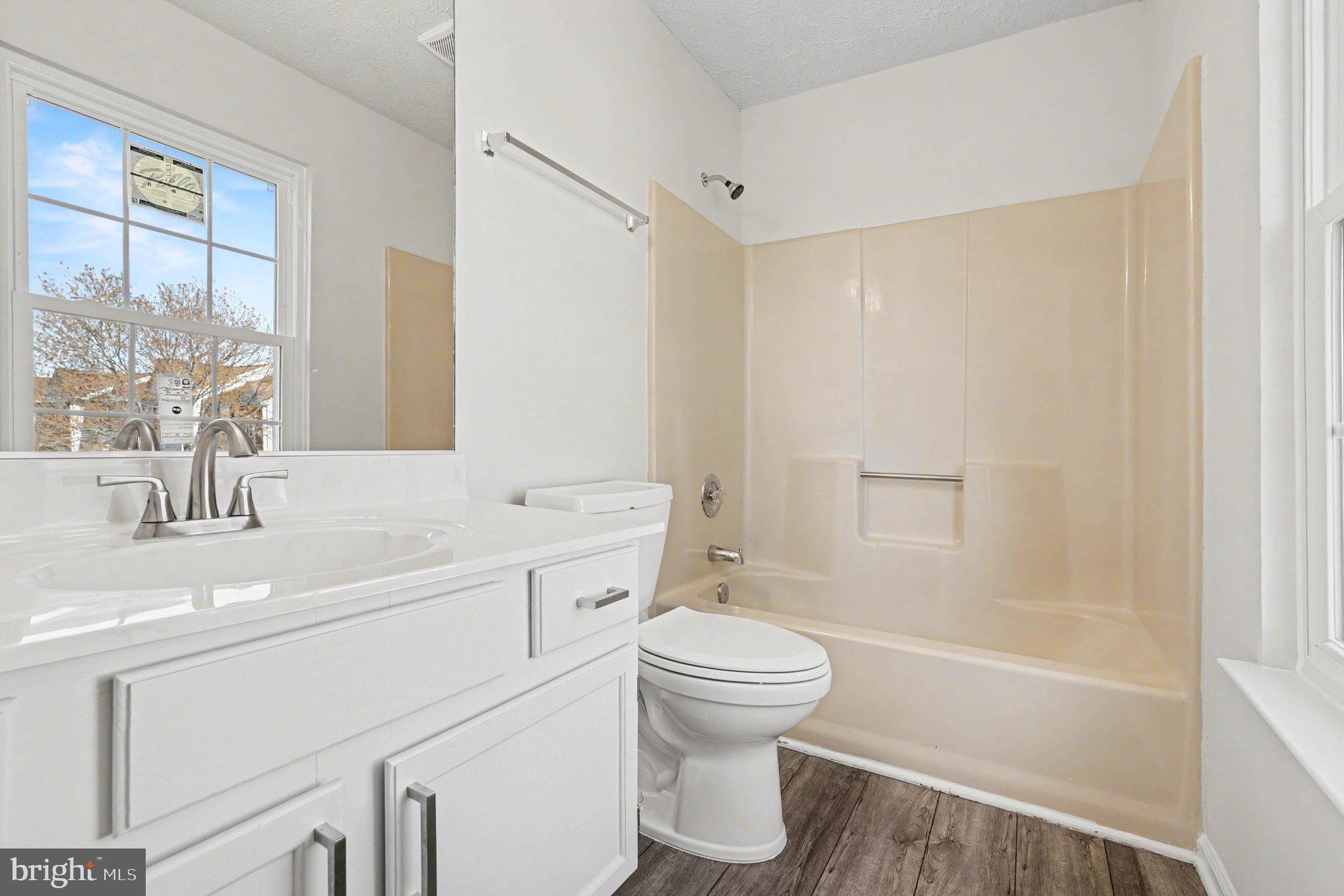 VILLAGES OF SALEM STATION - Residential