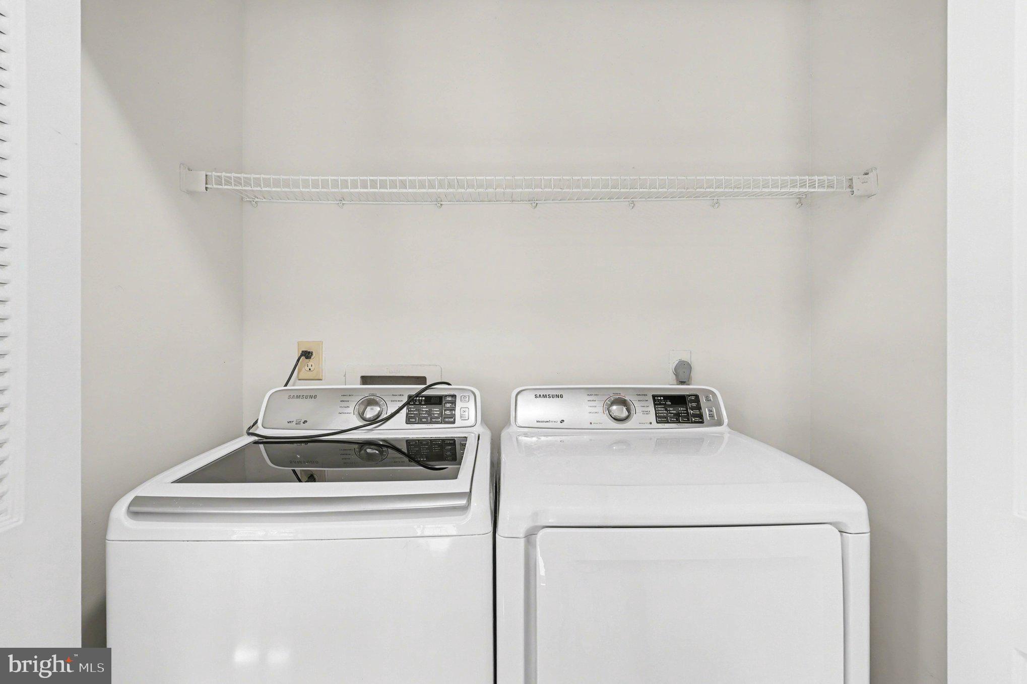 VILLAGES OF SALEM STATION - Residential