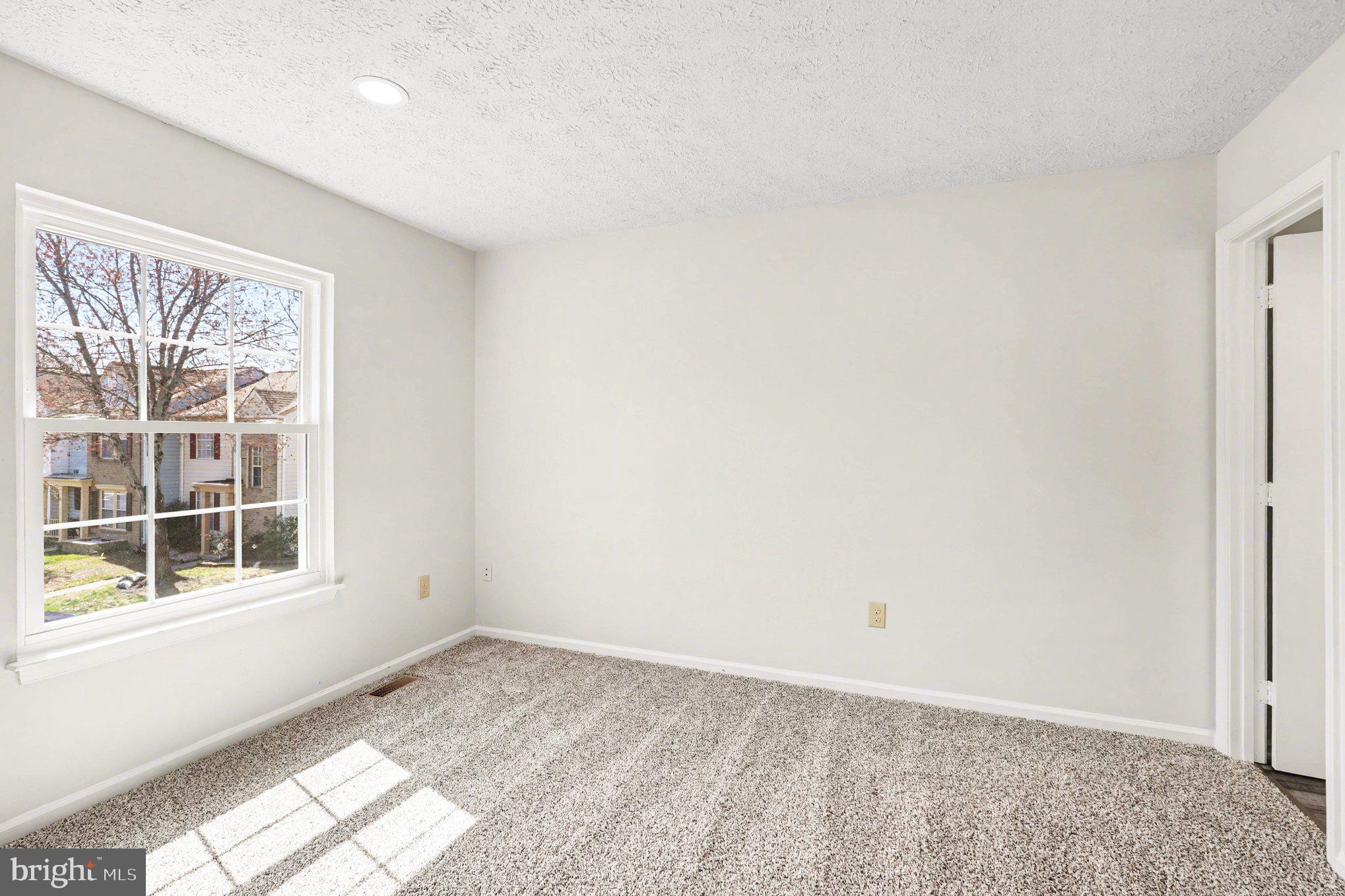 VILLAGES OF SALEM STATION - Residential