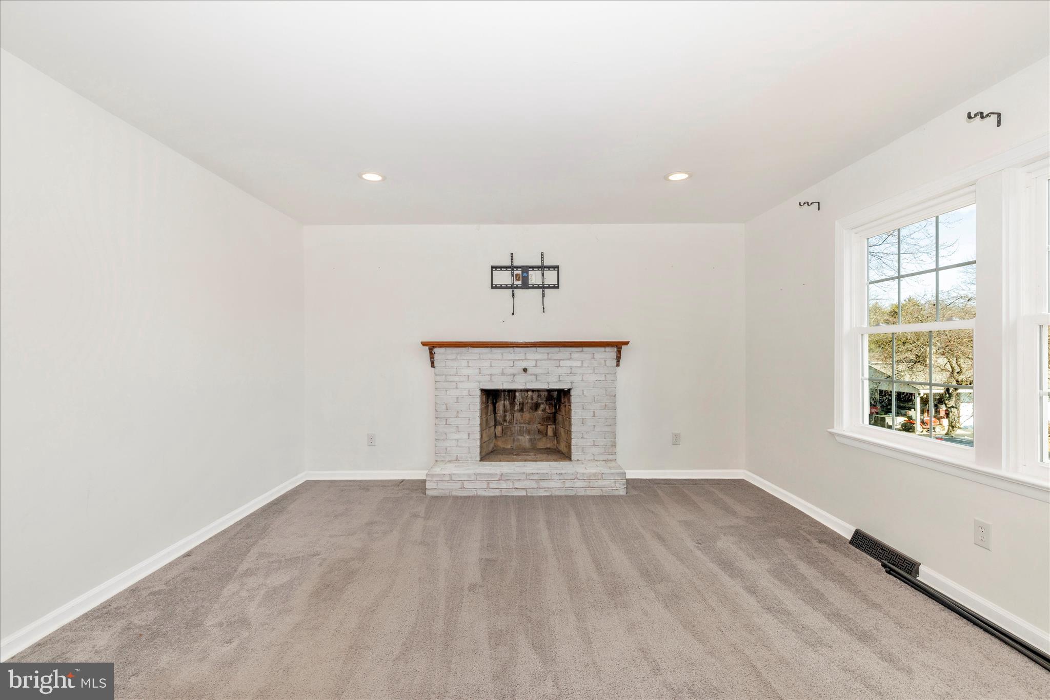 WOODMOOR - Residential