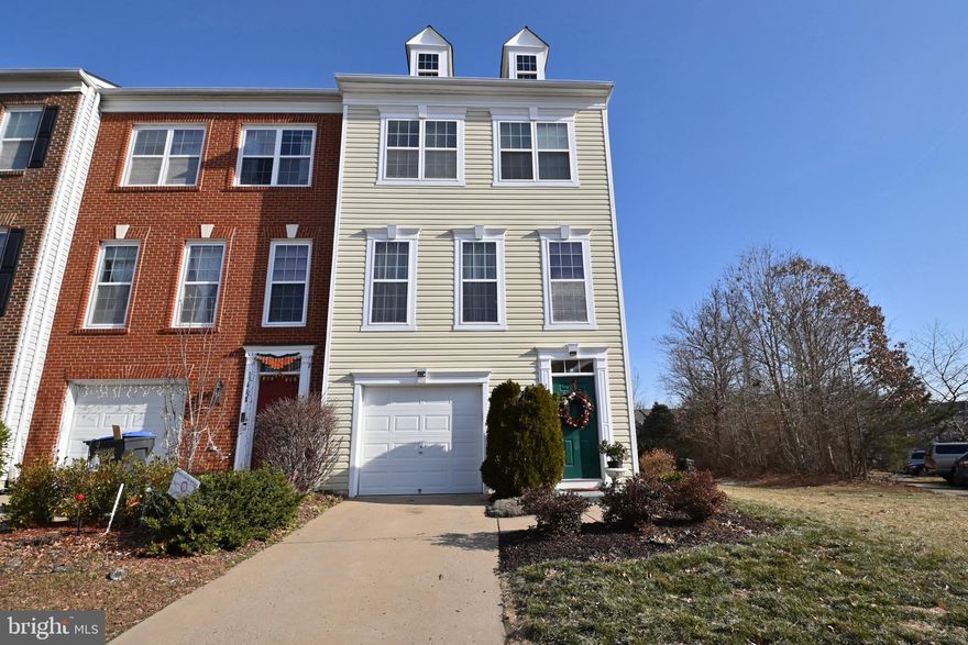 Beautifully upgraded end-unit 3 Level TH in Centreville's Faircrest community. Great layout with bright,  spacious rooms, lots of windows. Beautiful HW floors on main level. Kitchen has SS appliances, granite countertops, spacious breakfast and sitting areas. Large/private deck off kitchen. Large dining room next to elegant living room. Third floor has 3 bedrooms with 2 full baths. Main Bedroom has tray ceiling, large walk-in closet. Main bath has soaking tub, separate shower, double sink. Lower-Level has large room best suited for office or guest room; full bath nearby. 1 car garage. New roof (2021). Pool & tennis included. Close to I-66, Rt. 29, FFX Co. Parkway, FFX Co. Govt. bldgs, shopping (Fair Oaks, Fair Lakes, Costco, Home Depot, etc.). Note: Unit comes unfurnished.