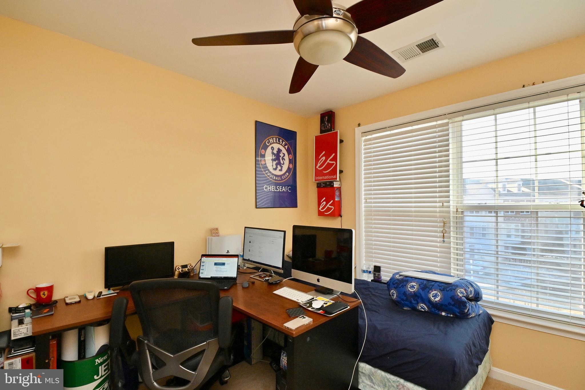 FAIRCREST - Residential Lease