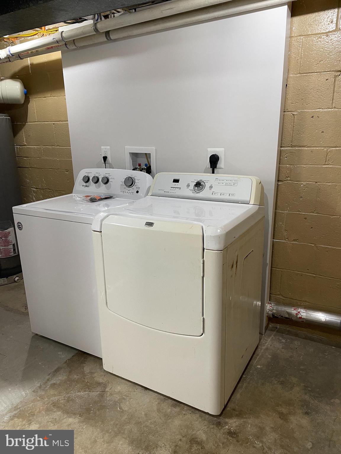 WOODBERRY - Residential Lease