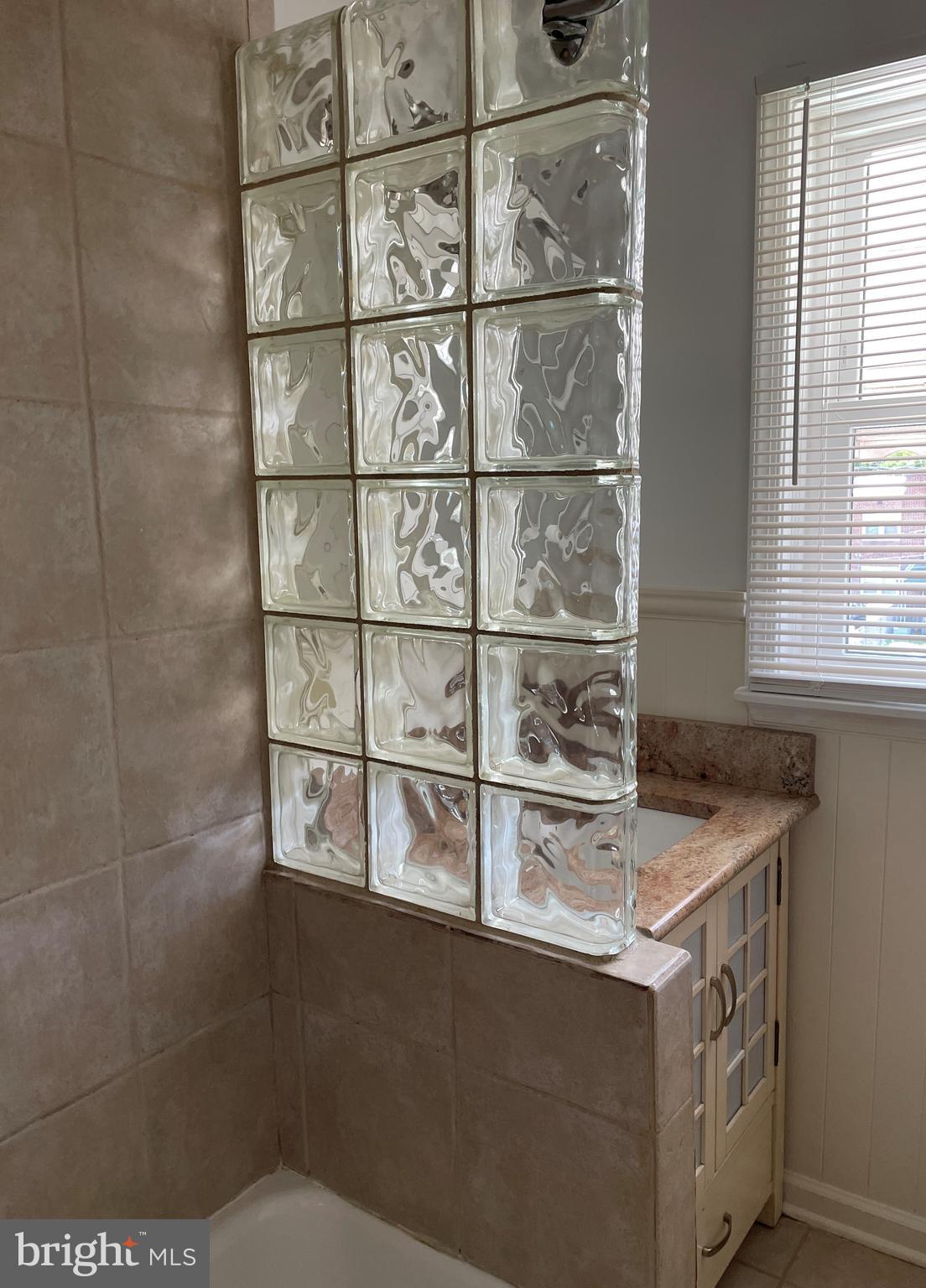 WOODBERRY - Residential Lease