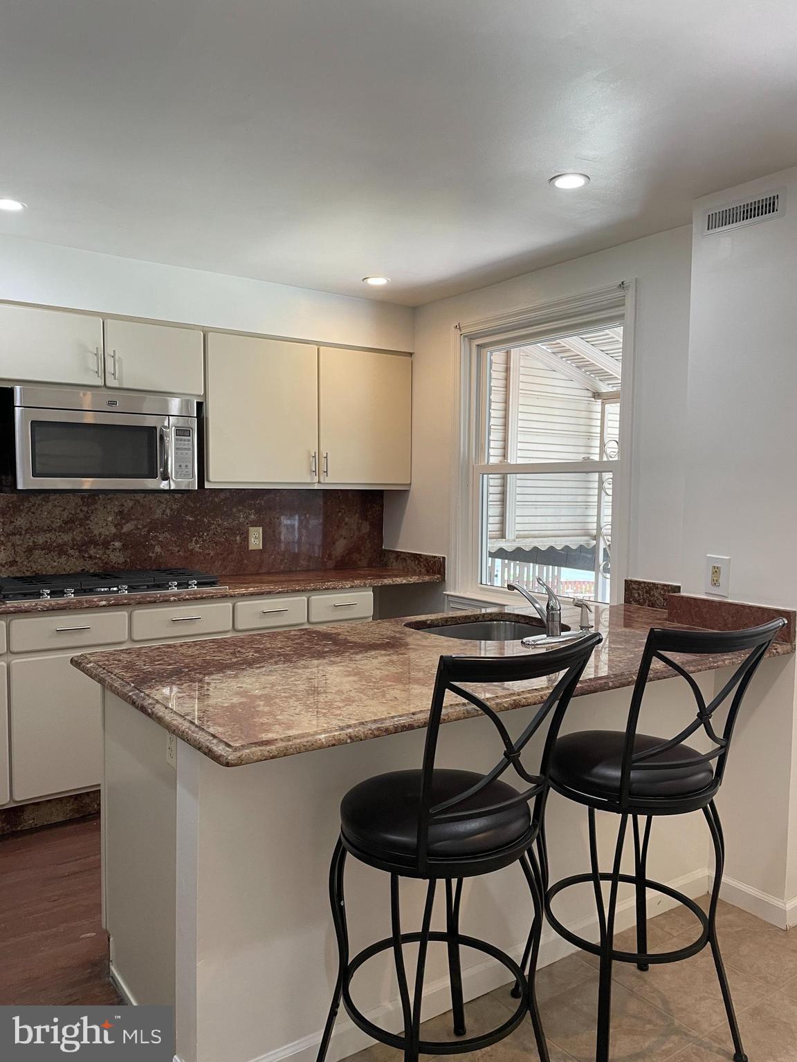 WOODBERRY - Residential Lease