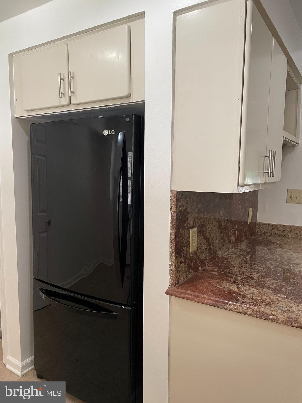 WOODBERRY - Residential Lease