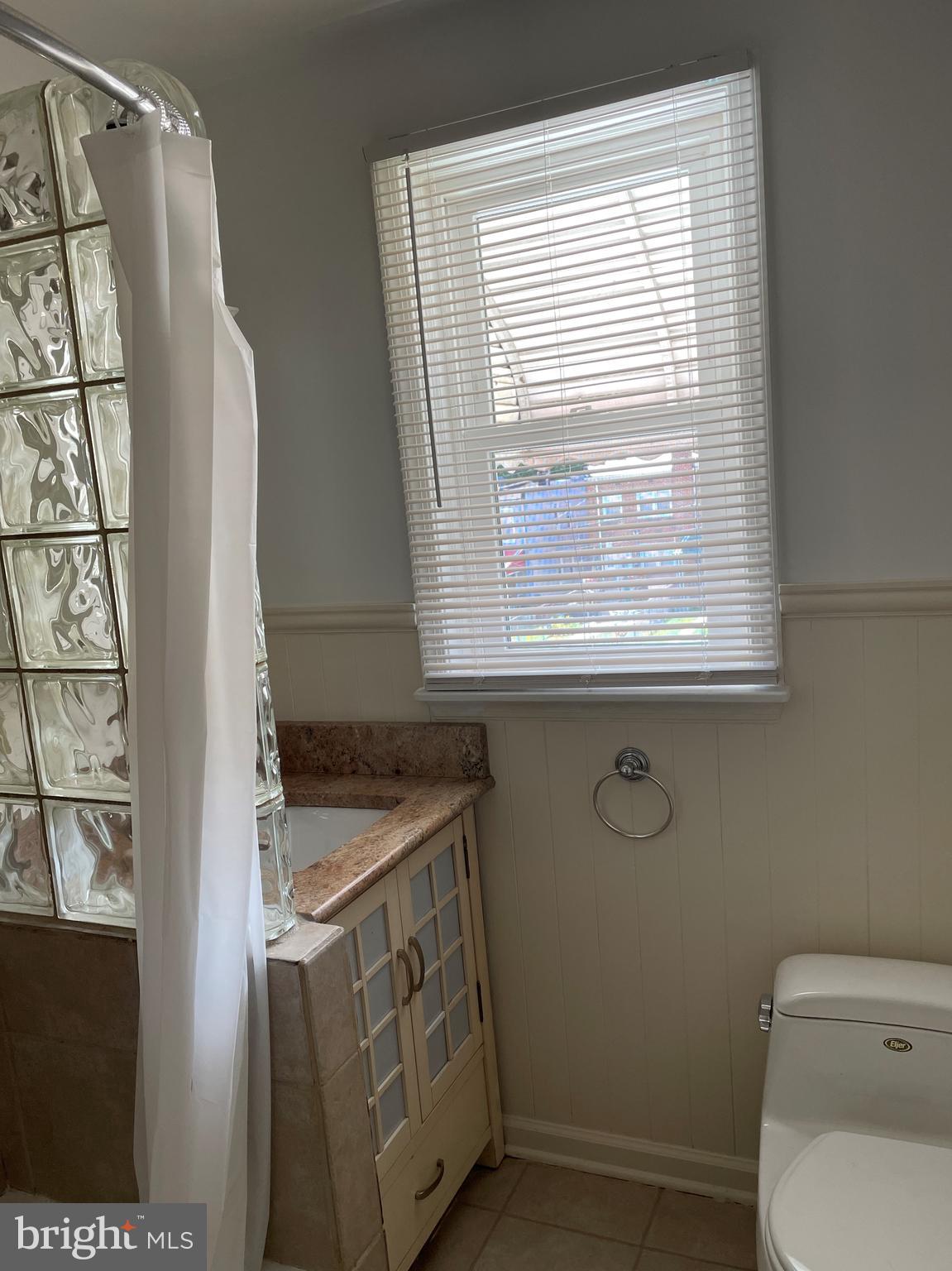 WOODBERRY - Residential Lease