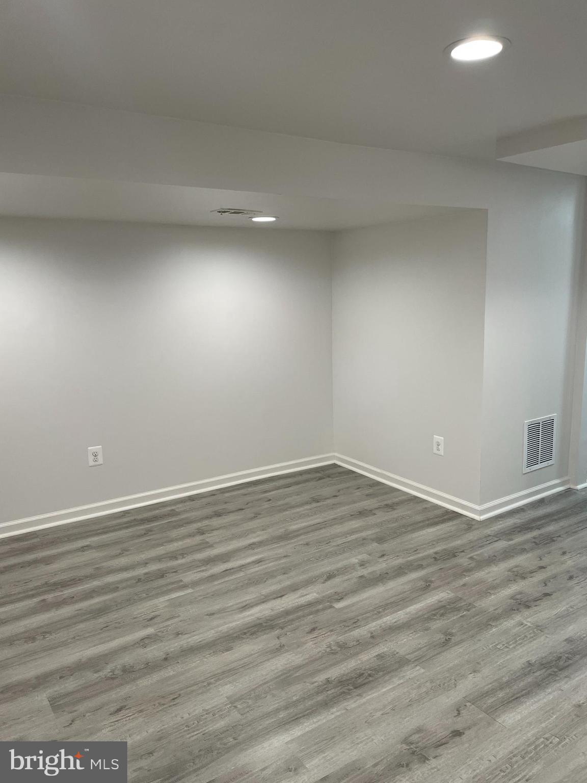 WOODBERRY - Residential Lease