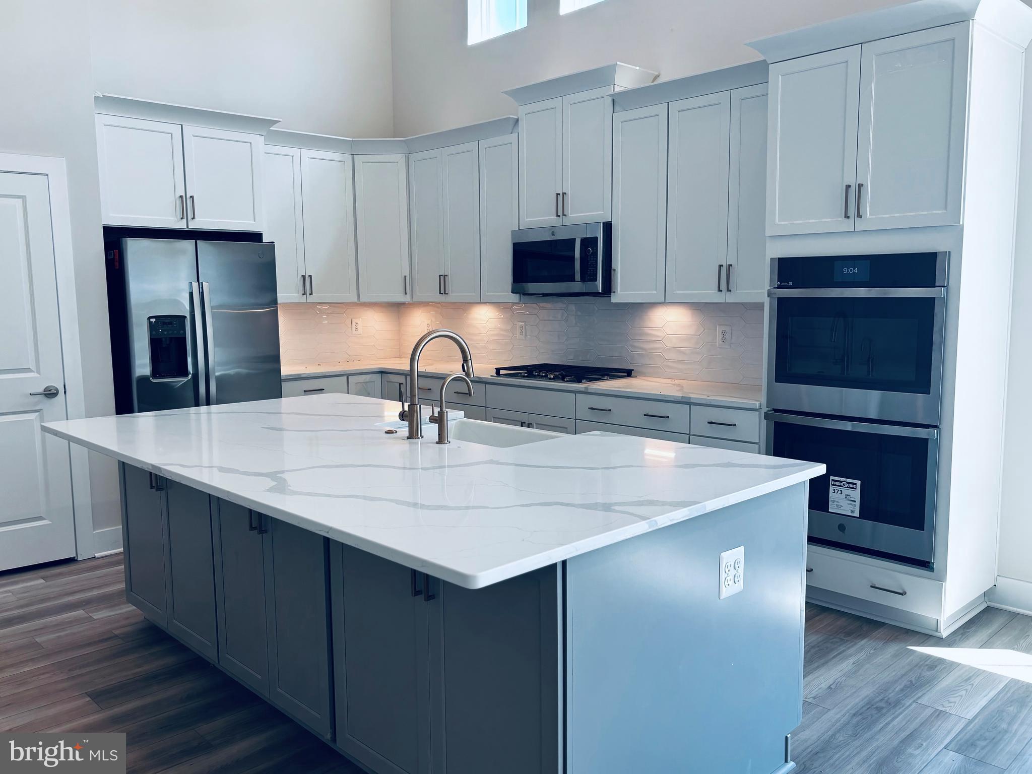 CYPRESS CREEK ESTATES - Residential