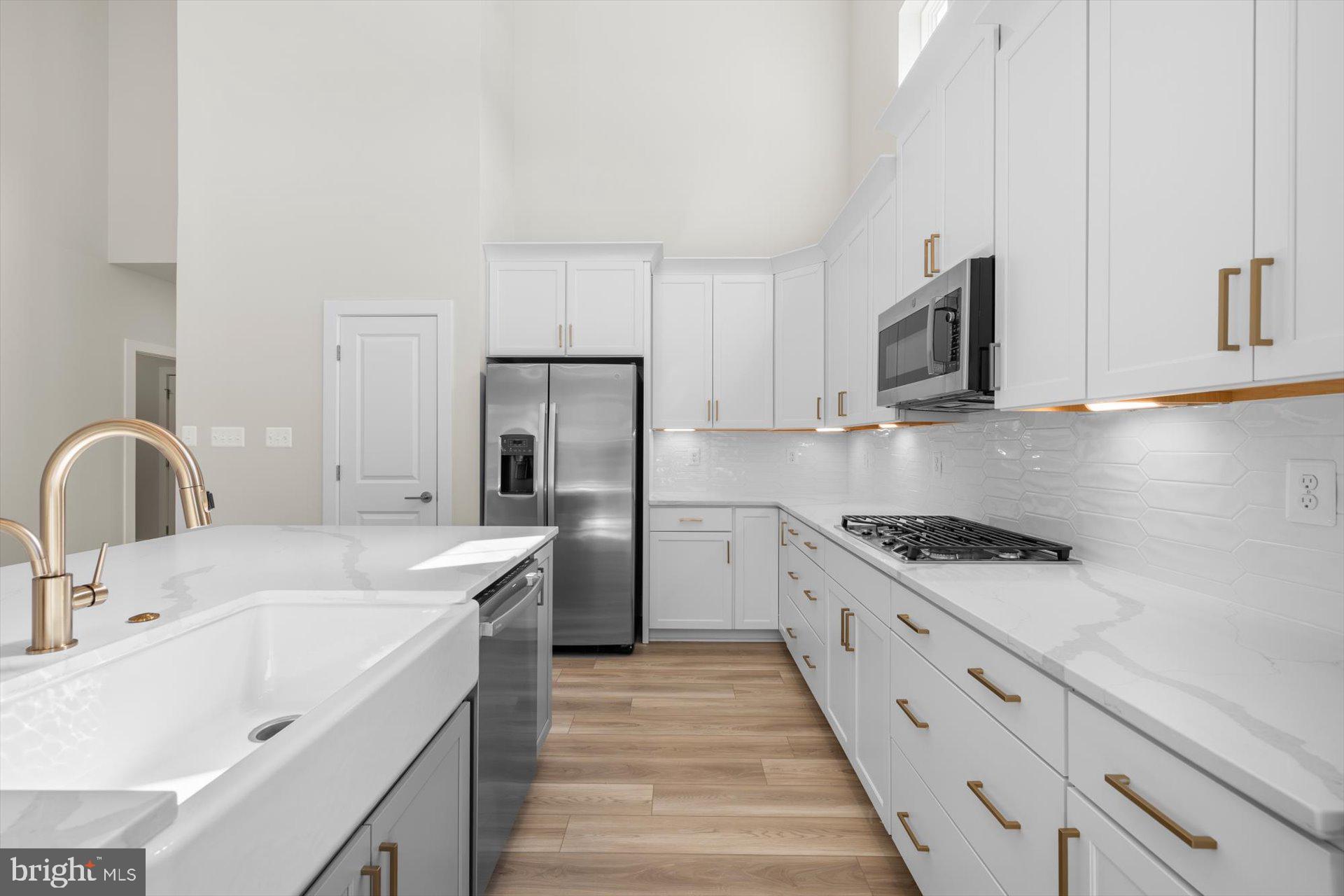 CYPRESS CREEK ESTATES - Residential