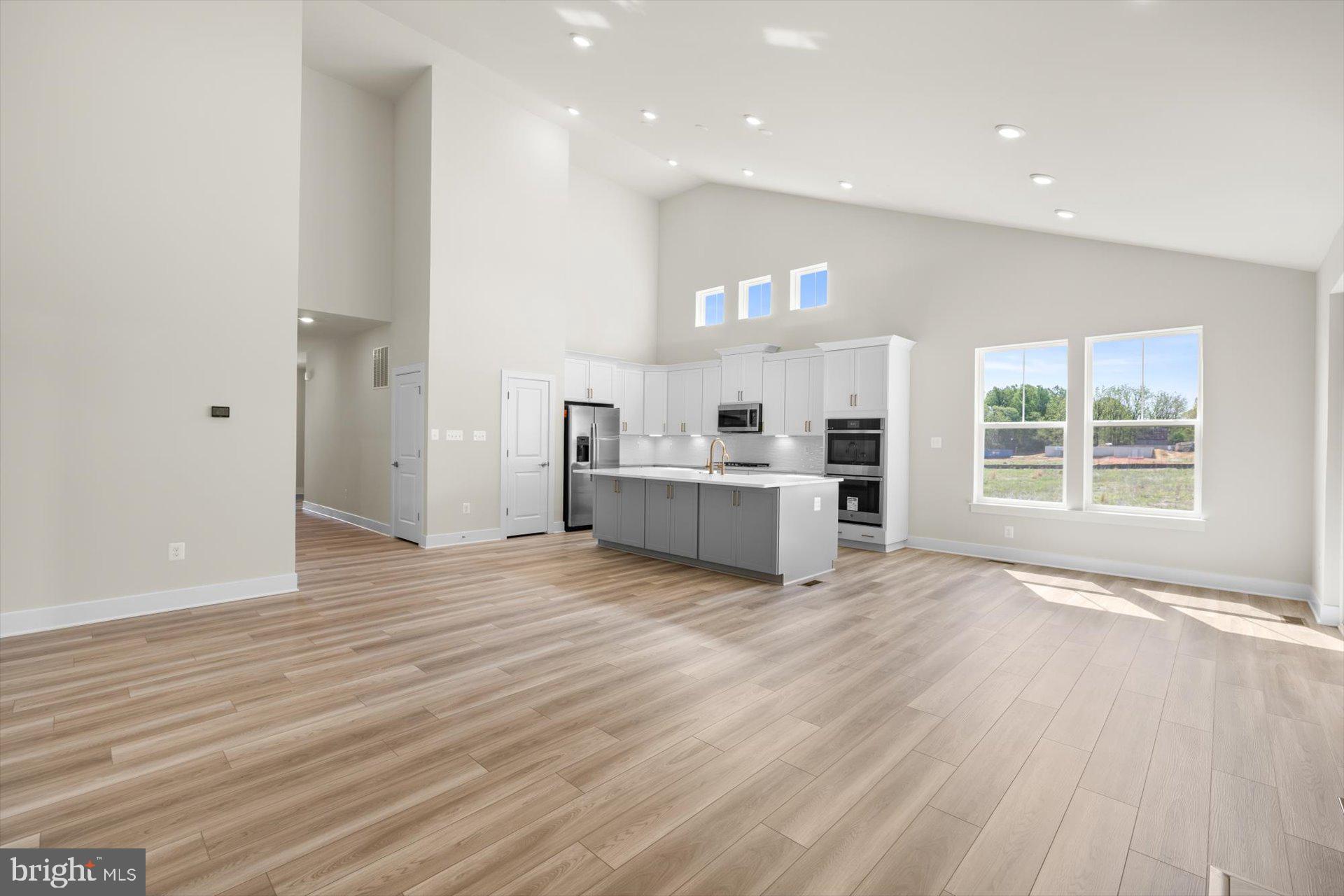 CYPRESS CREEK ESTATES - Residential