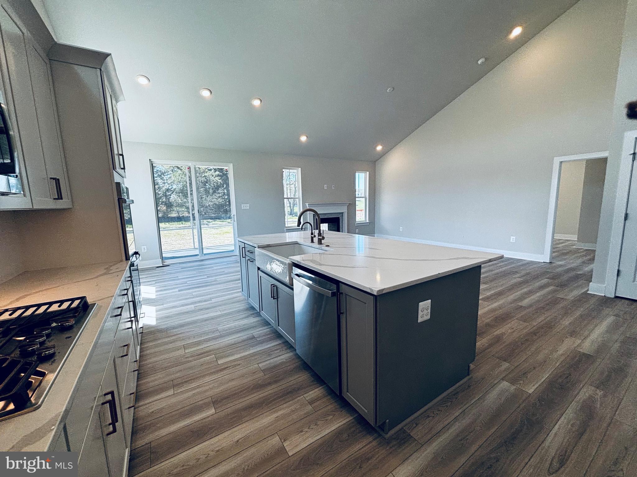 CYPRESS CREEK ESTATES - Residential