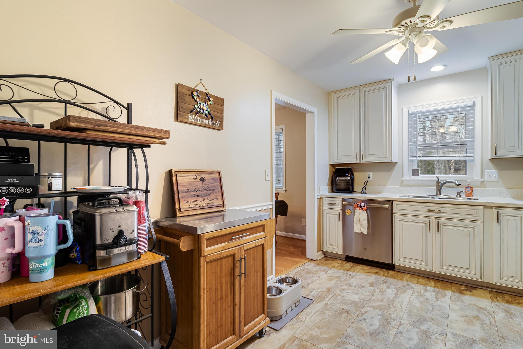 CEDAR COVE - Residential