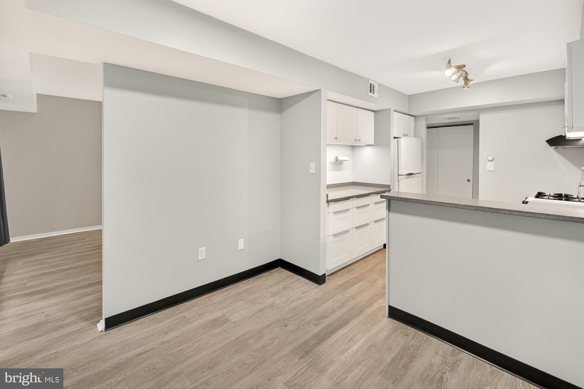 DEERING WOODS - Residential