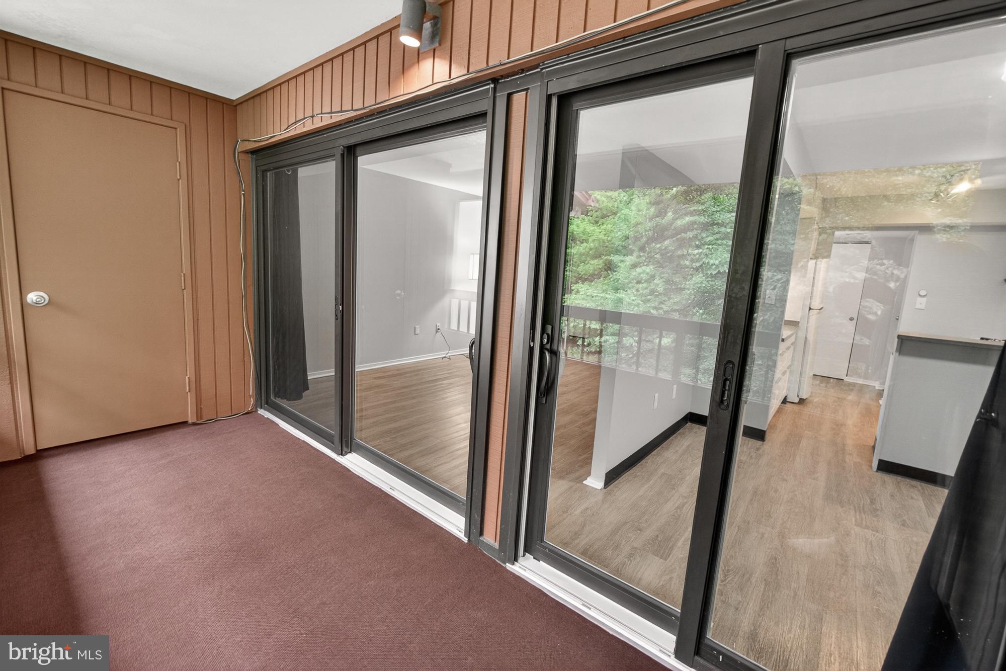 DEERING WOODS - Residential