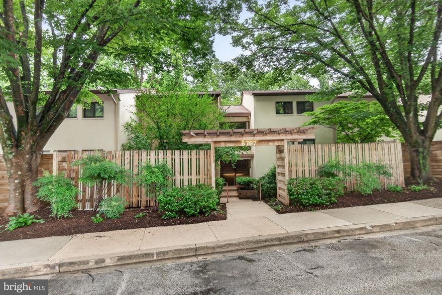 Beautifully updated 1 Bedroom, 1 Full Bath top-floor condo located in the Derring Woods community of Columbia just off of Harpers Farm Road. This move-in ready condo features luxury vinyl plank flooring throughout and an open, light-filled layout with plenty of windows for natural sunlight.
The kitchen offers Corian countertops, abundant cabinet and counter space, a gas stove, and a brand-new Bosch dishwasher. There is also a separate dining area just off the kitchen, perfect for everyday living or entertaining.
The spacious bedroom includes two closets for excellent storage. Enjoy the comfort of gas heat and relax on the private balcony featuring brand-new sliding glass doors, additional storage space, and peaceful wooded views.
The condo association fee includes water, adding extra value and convenience. Excellent location close to shopping, restaurants, parks, and major commuter routes