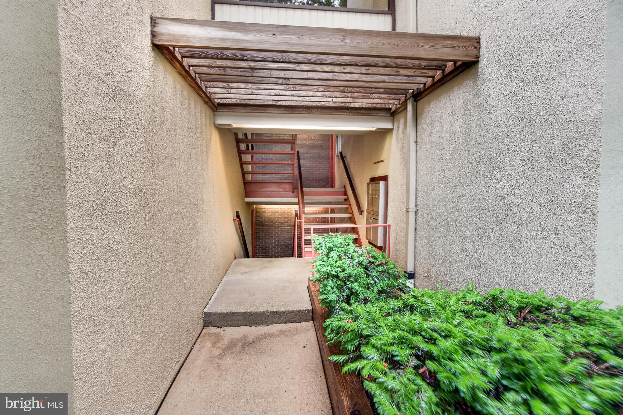 DEERING WOODS - Residential